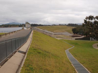 Hume Dam